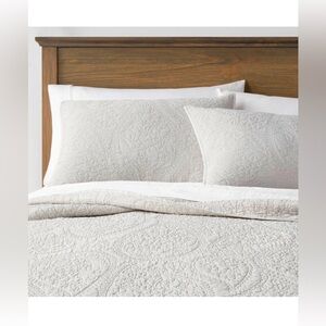 Threshold Bedding Set- Garment Washed Paisley Stitch Quilt Bedding Collection